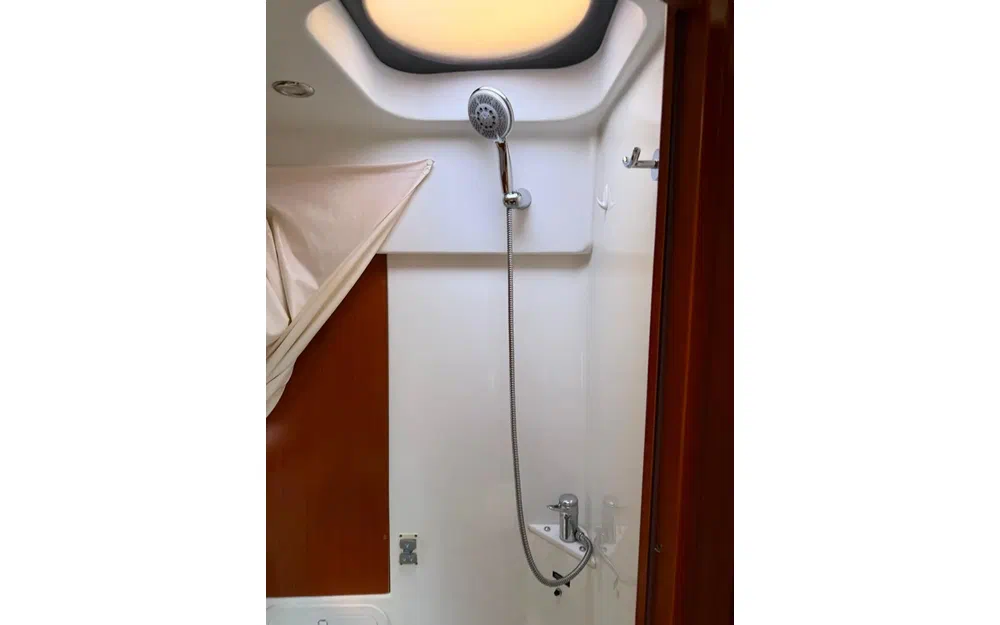 slider 19 Beneteau Grand Turismo GT 38