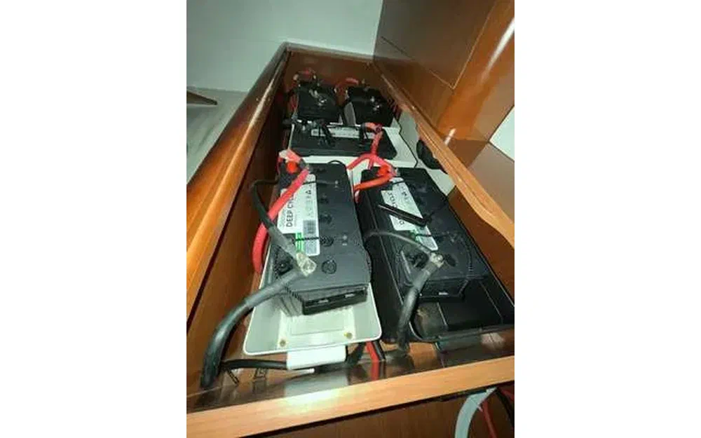 slider 7 Beneteau Grand Turismo GT 38