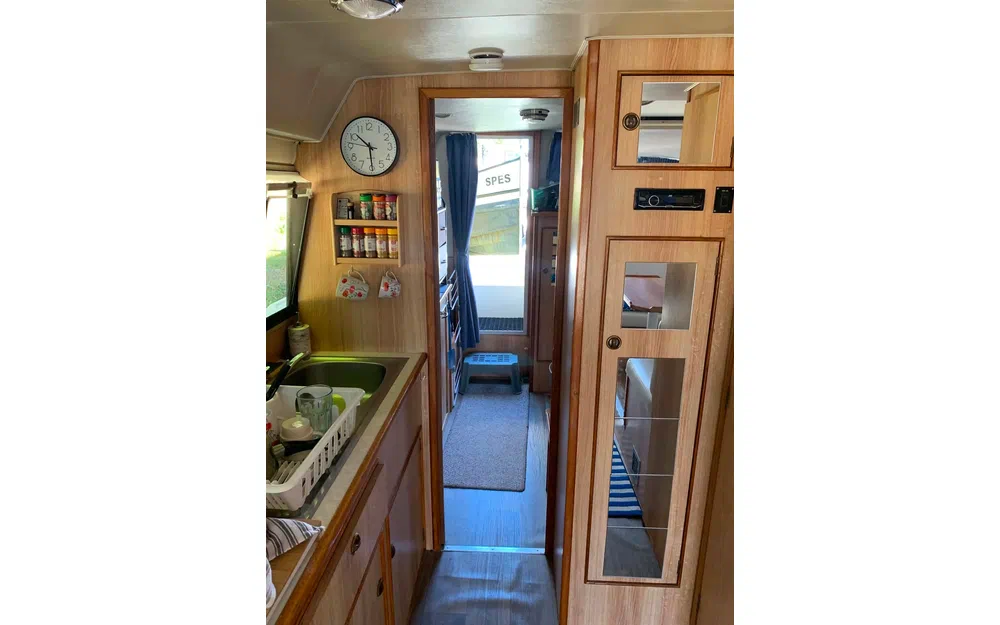 slider 26 Le Boat Cirrus