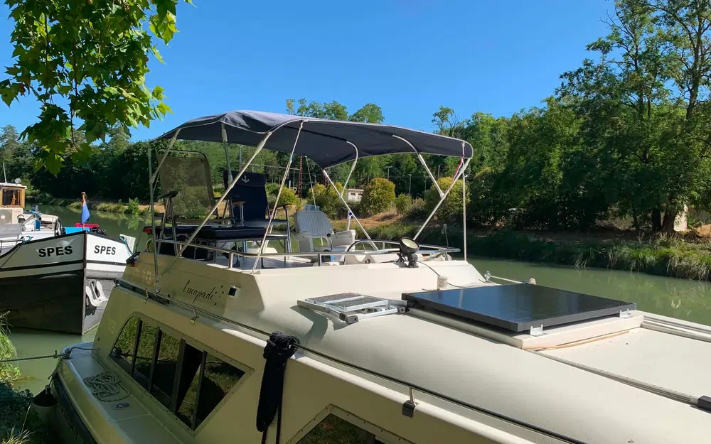 slider 0 Le Boat Cirrus
