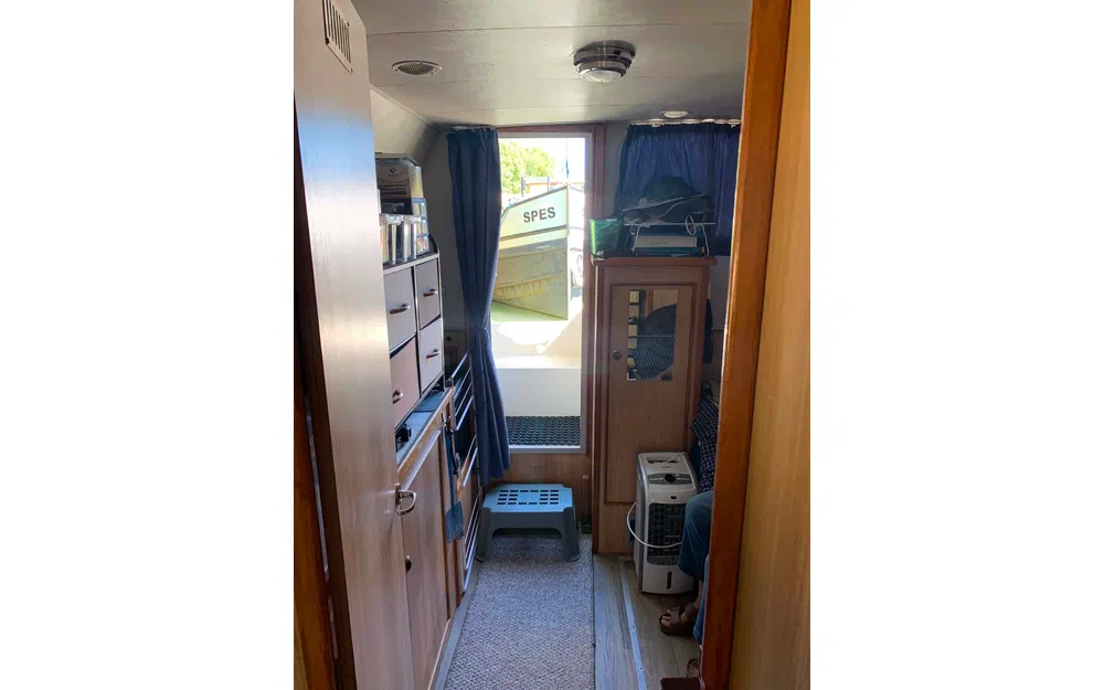slider 38 Le Boat Cirrus