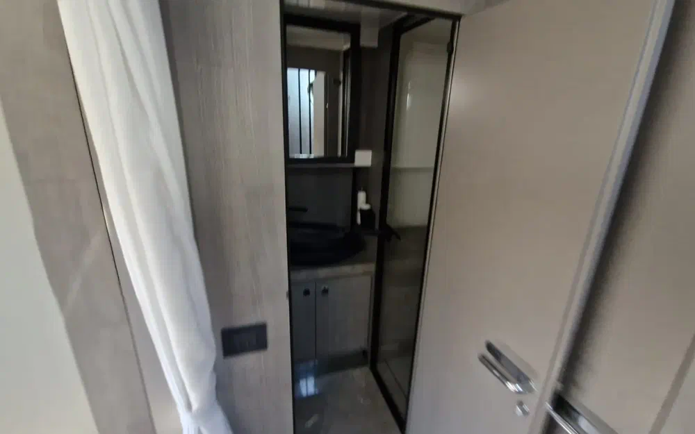 slider 12 Cranchi A46 Luxury Tender