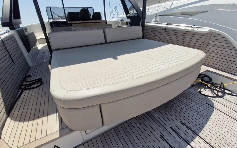 slider 3 Cranchi A46 Luxury Tender