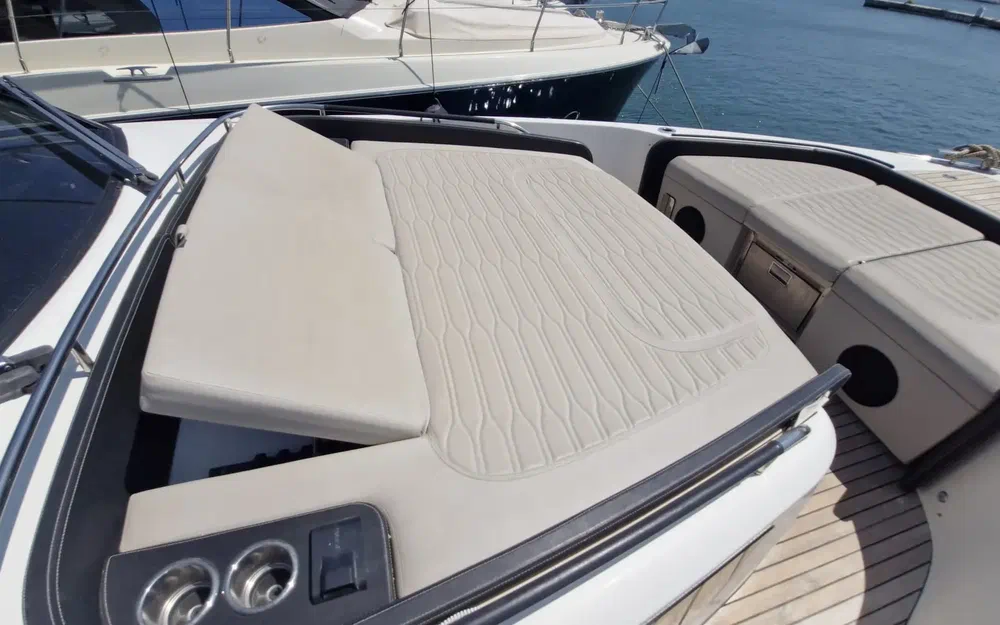 slider 7 Cranchi A46 Luxury Tender