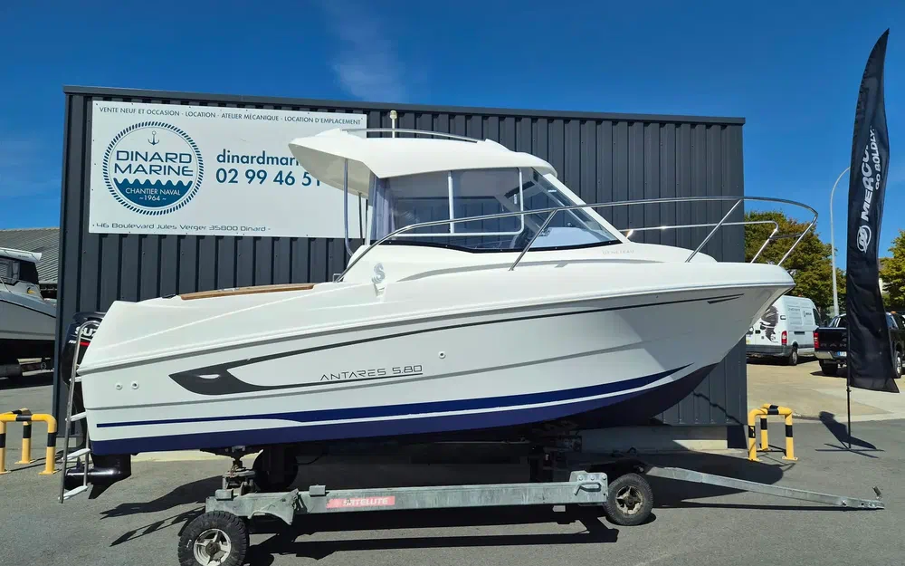 slider 2 Beneteau Antares 580 HB