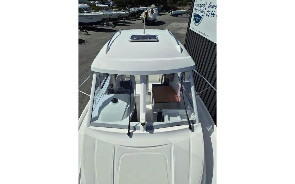 slider 6 Beneteau Antares 580 HB