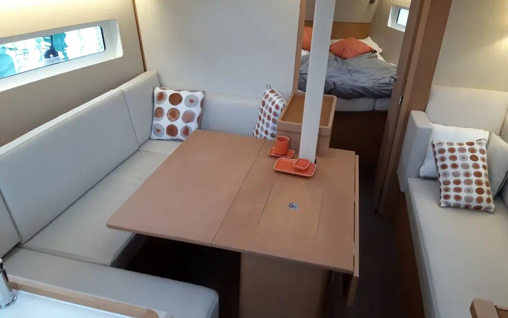 slider 12 Jeanneau Sun Odyssey 380