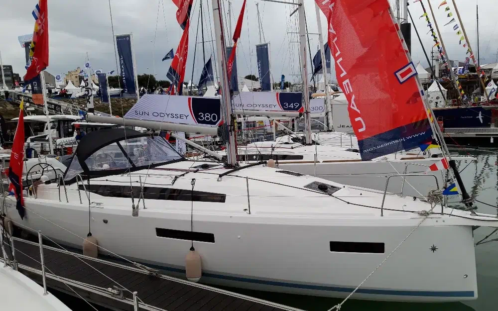 slider 3 Jeanneau Sun Odyssey 380