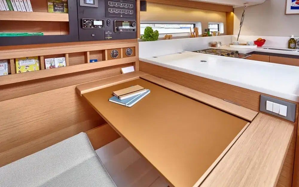 slider 13 Jeanneau Sun Odyssey 440