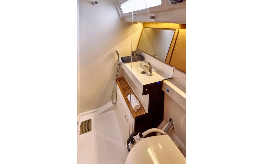 slider 16 Jeanneau Sun Odyssey 440
