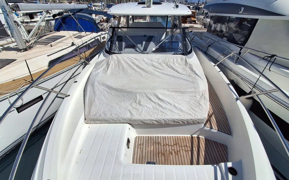 slider 8 Jeanneau Cap Camarat 12.5 WA