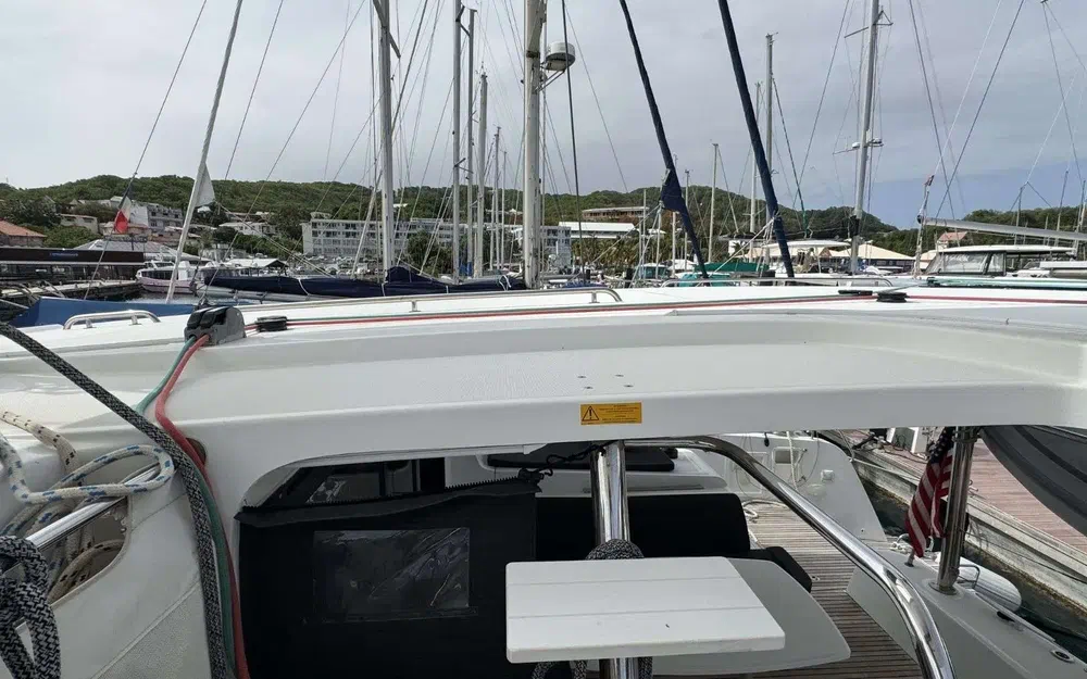 slider 16 Lagoon 42