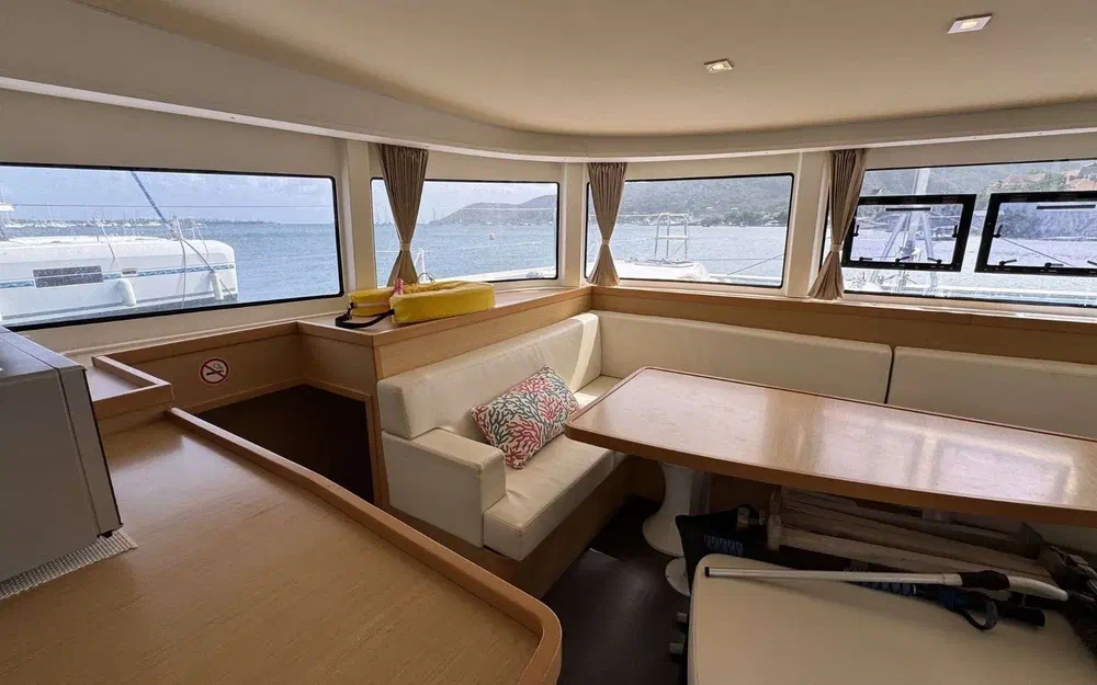 slider 26 Lagoon 42