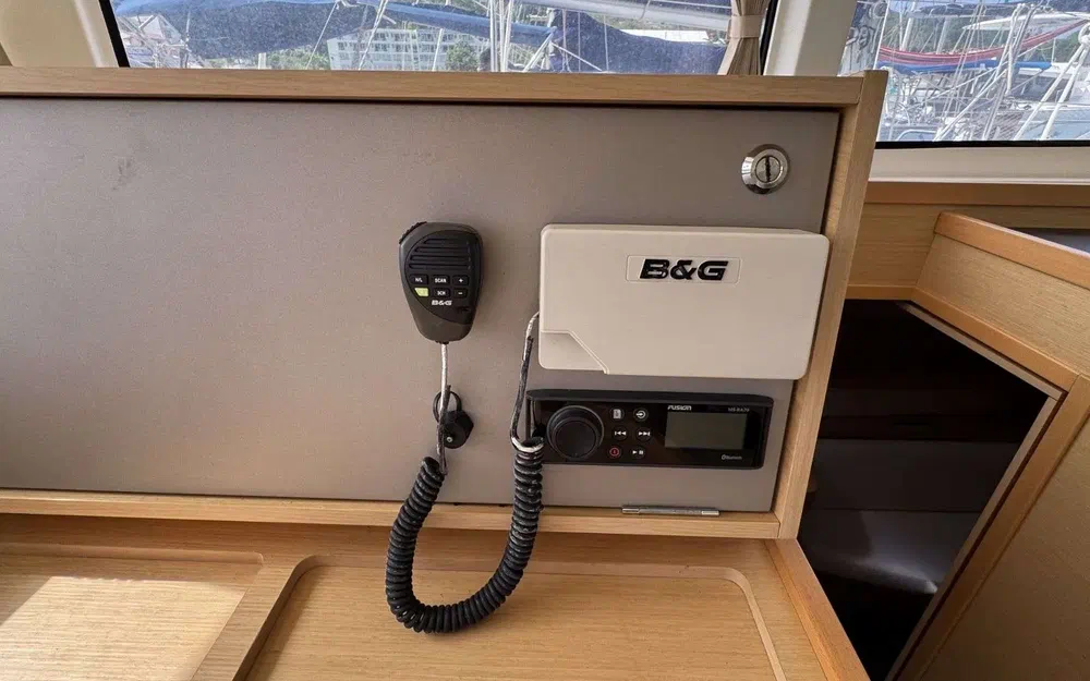 slider 30 Lagoon 42