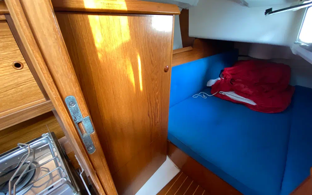 slider 5 Jeanneau Sun Odyssey 35