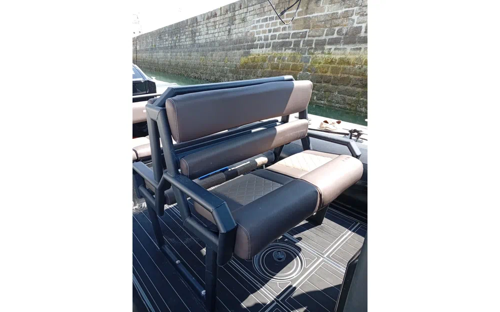 slider 10 Brig Navigator 24