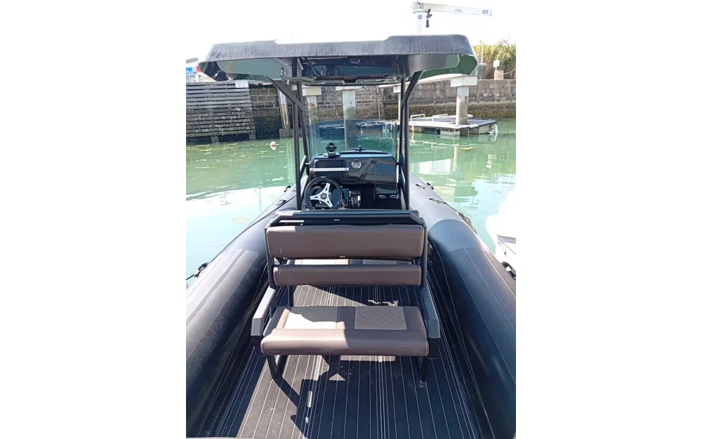slider 12 Brig Navigator 24
