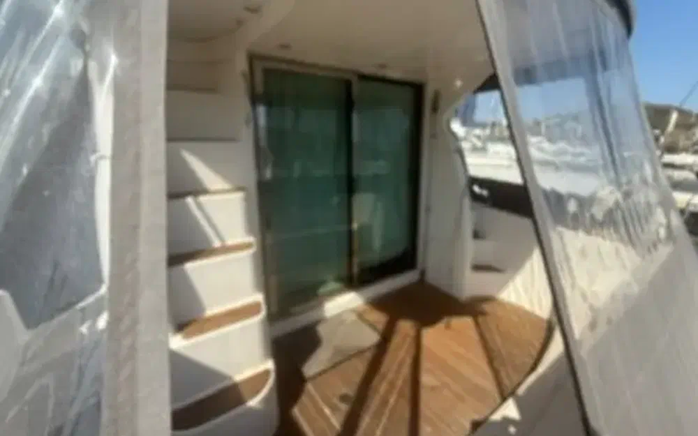 slider 16 Jeanneau Prestige 36 Fly