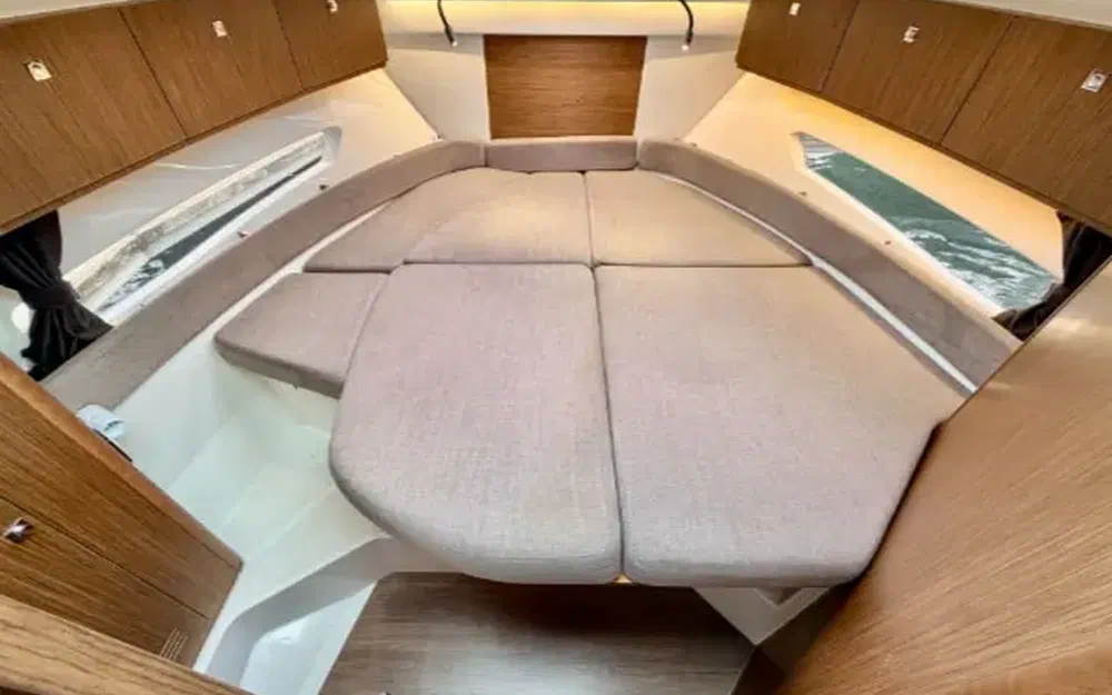 slider 11 Beneteau Antares 9 OB