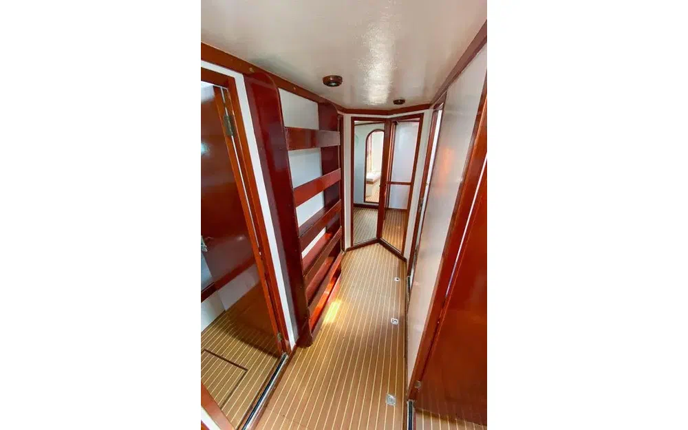 slider 17 Southern Ocean Shipyard Ocean 60