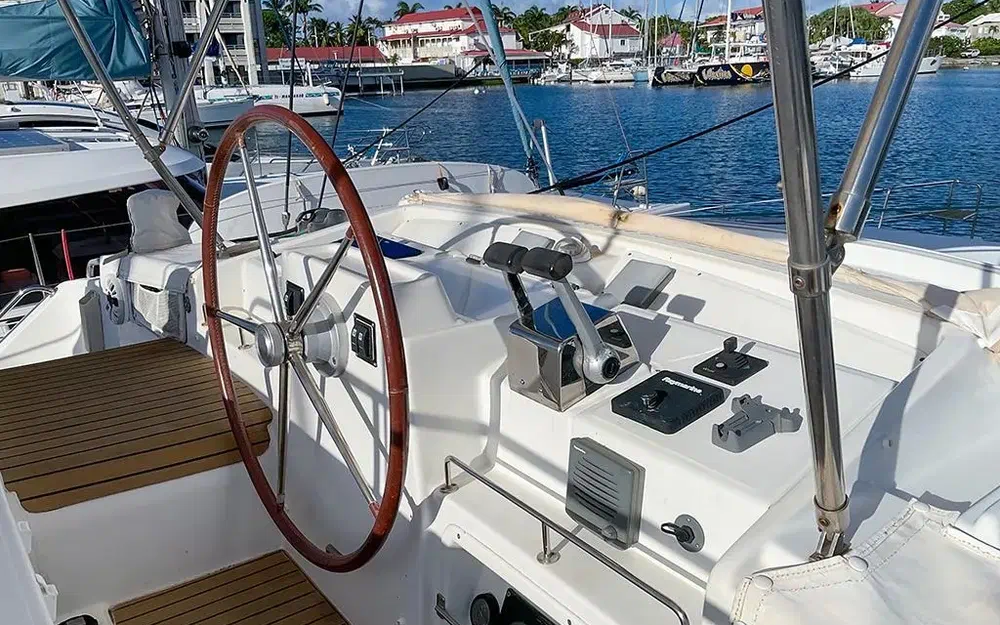 slider 10 Lagoon 440