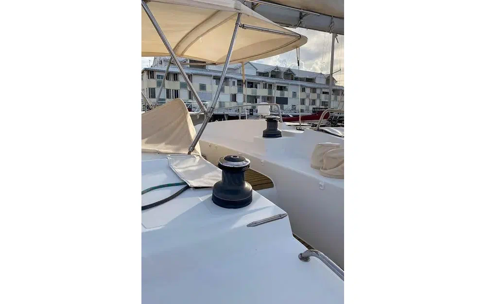 slider 12 Lagoon 440