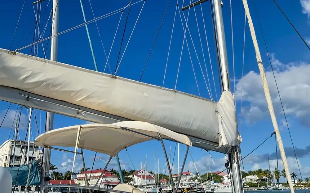 slider 13 Lagoon 440