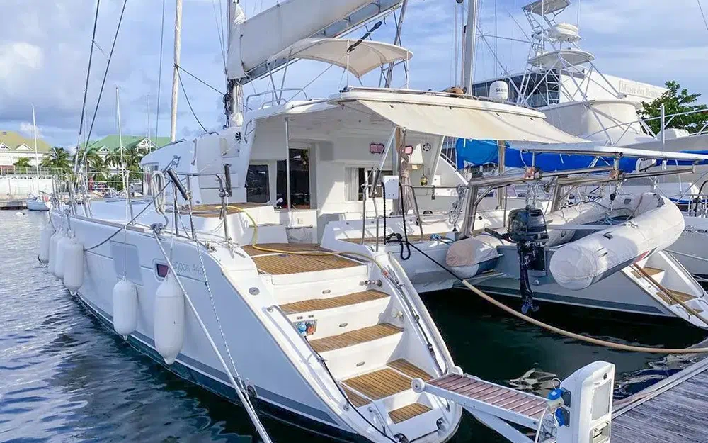 slider 3 Lagoon 440