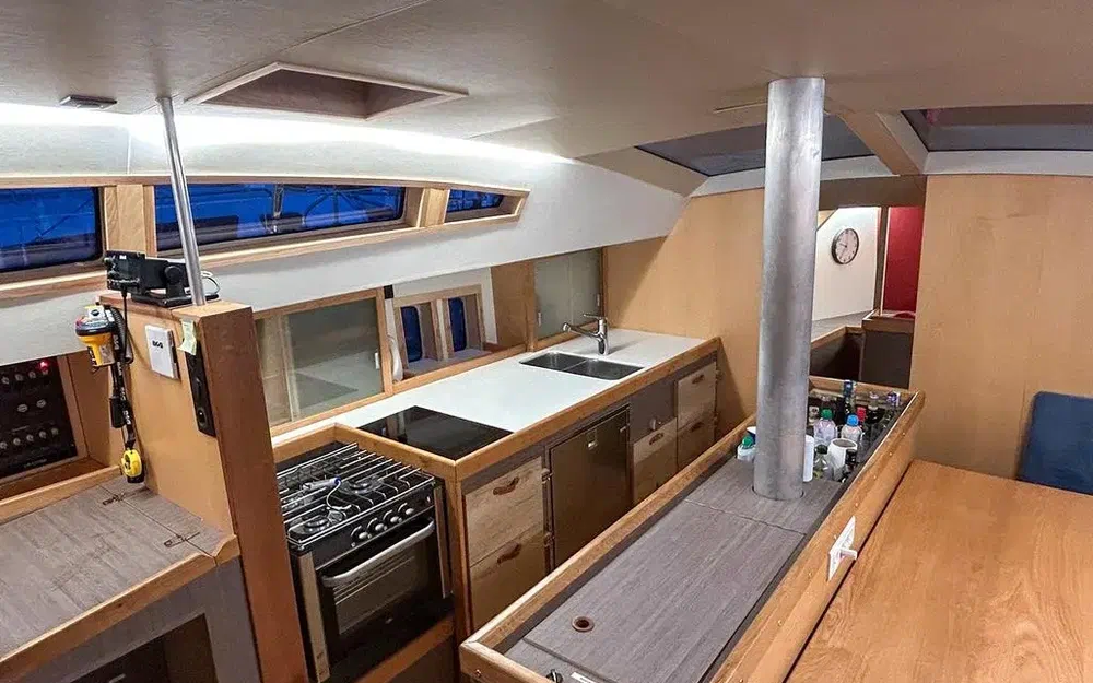 slider 11 Mintyachts Icemint 40