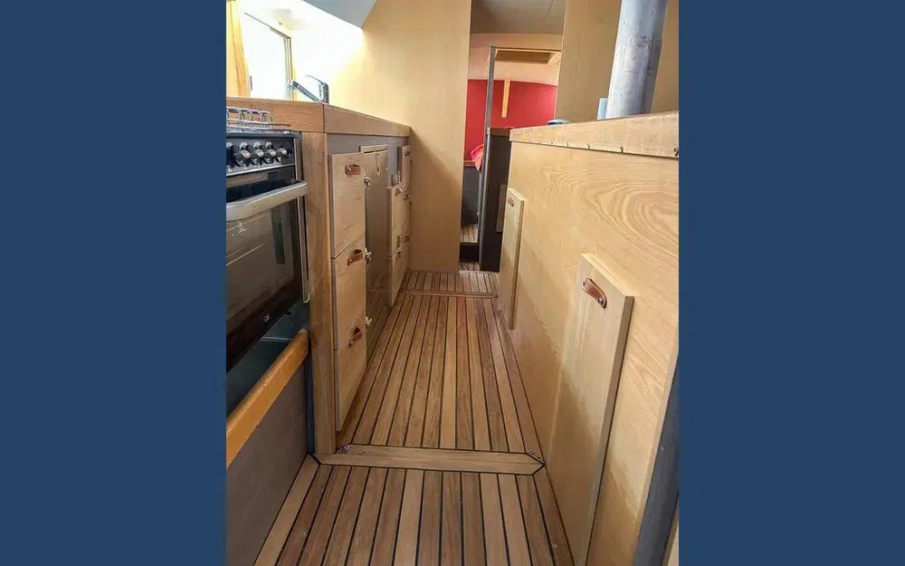 slider 13 Mintyachts Icemint 40
