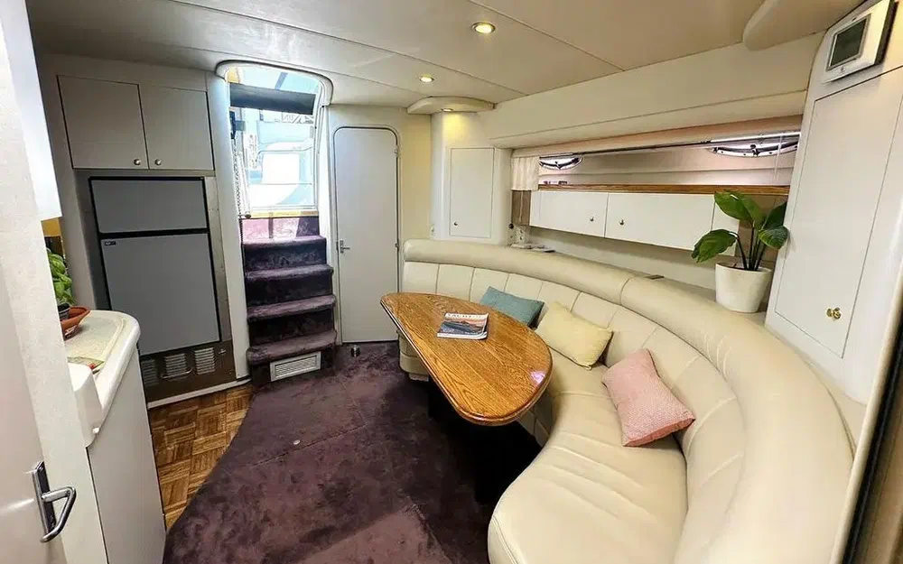 slider 20 Cruisers Yachts 4270 Esprit