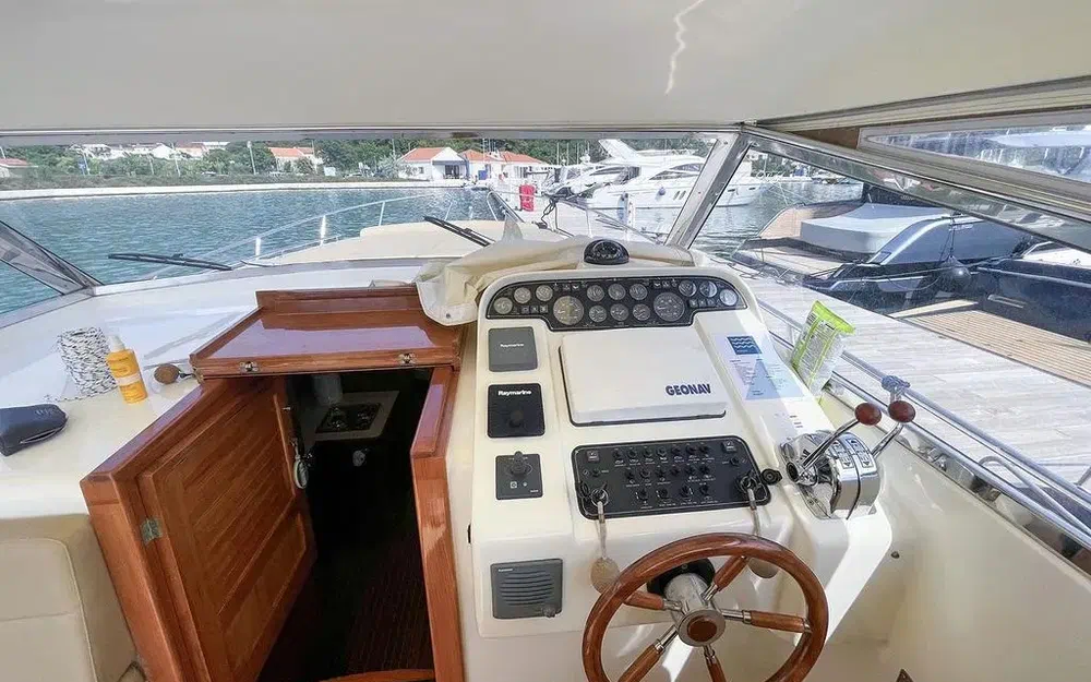 slider 6 Apreamare 38 Open