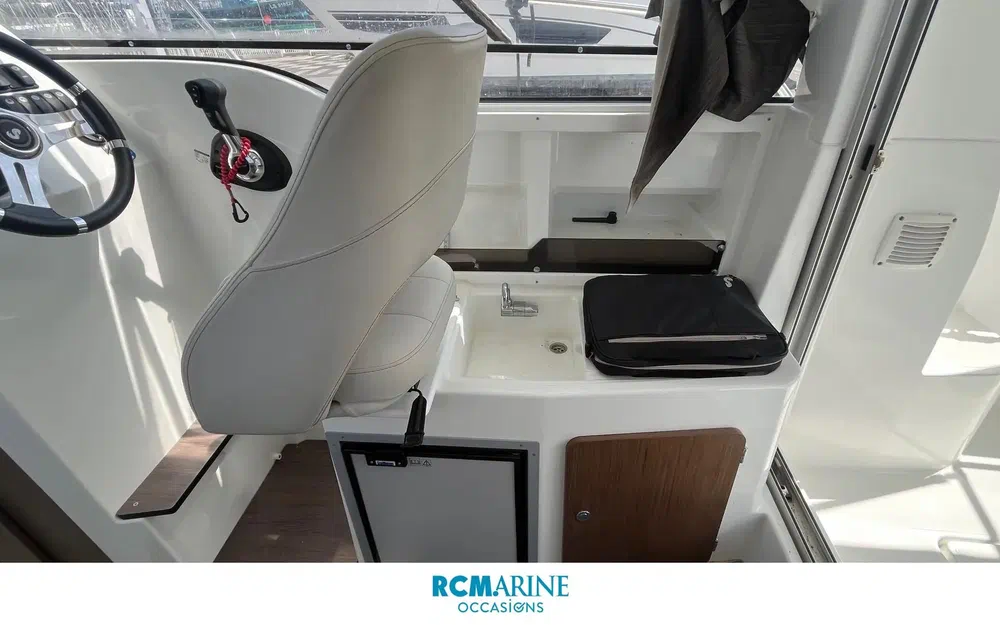 slider 8 Beneteau Antares 7 OB