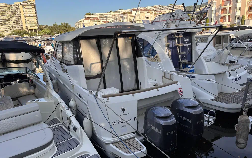 slider 2 Jeanneau Merry Fisher 855