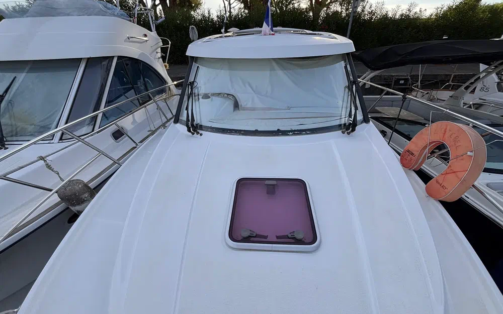 slider 3 Jeanneau Merry Fisher 855