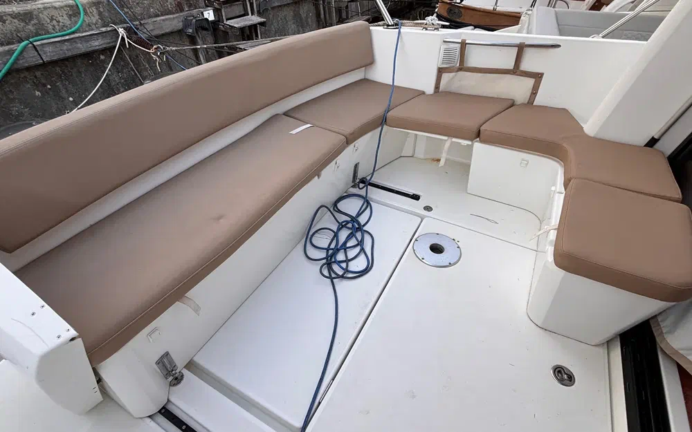 slider 7 Jeanneau Merry Fisher 855