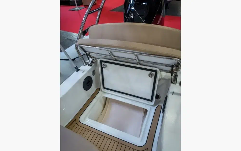 slider 4 Bombard Sunrider 700