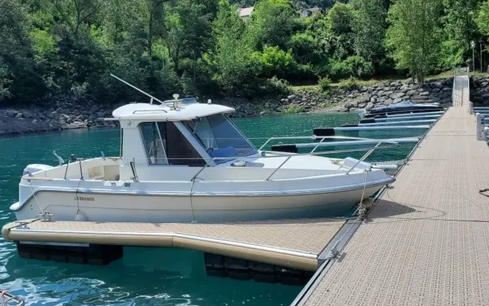 slider 0 Guymarine GM 640