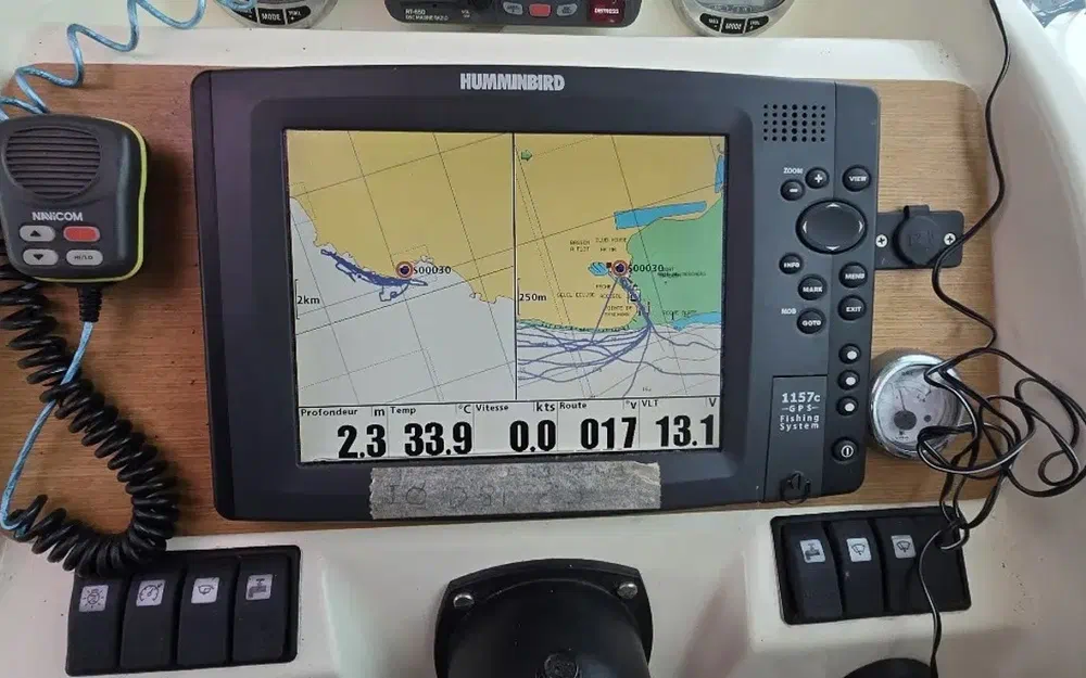 slider 5 Jeanneau Merry Fisher 725