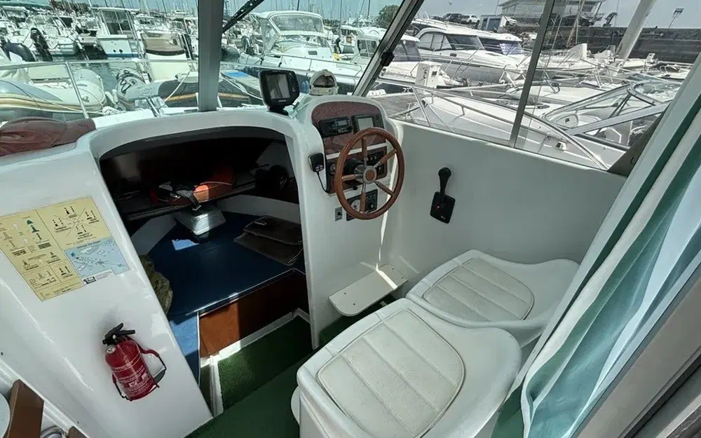 slider 8 Jeanneau Merry Fisher 635