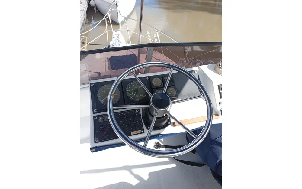 slider 12 Bayliner Trophy