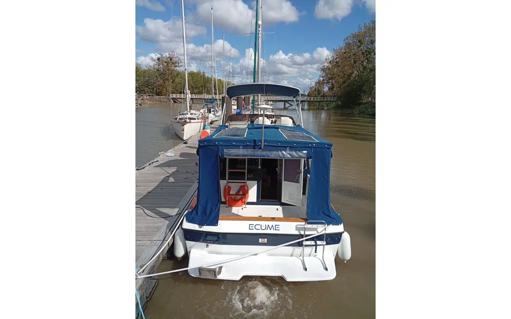 slider 2 Bayliner Trophy