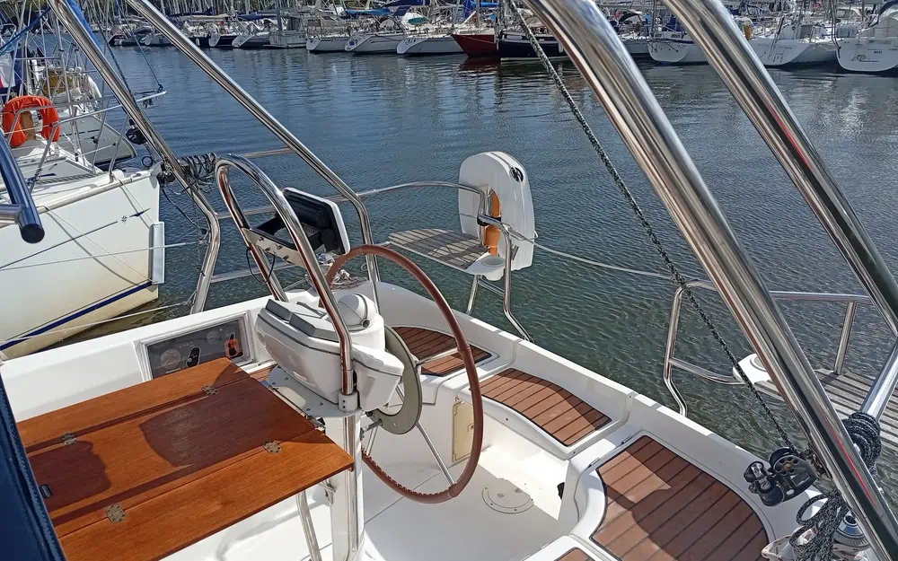 slider 20 Hunter 33