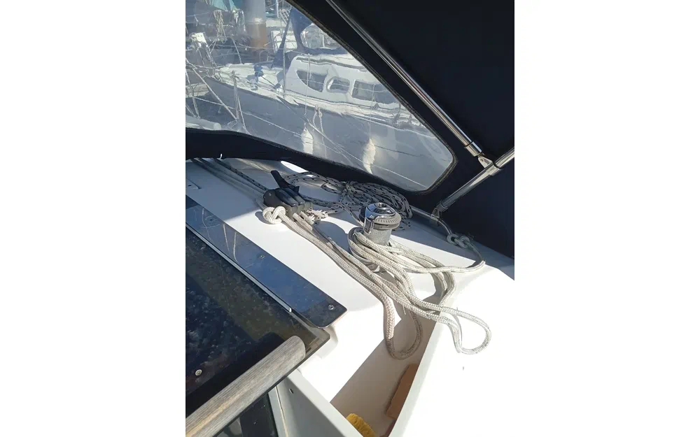 slider 27 Hunter 33
