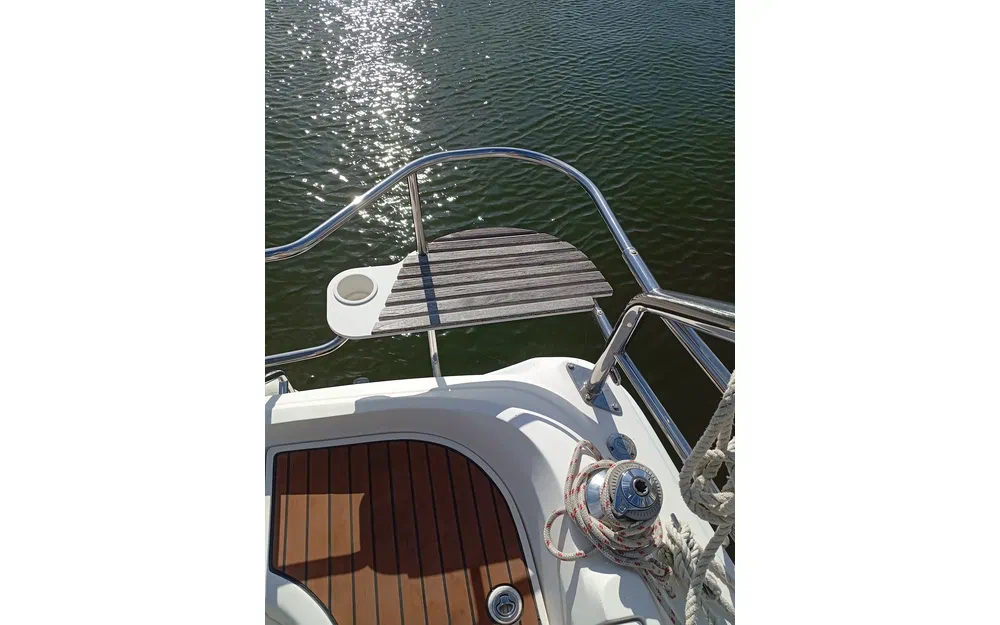 slider 28 Hunter 33