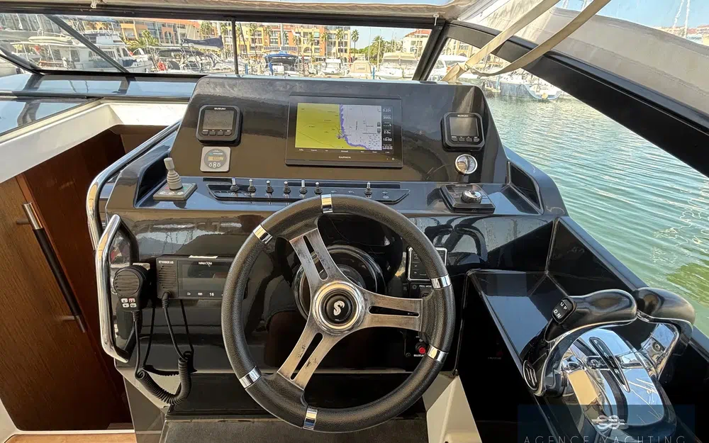 slider 29 Beneteau Flyer 10