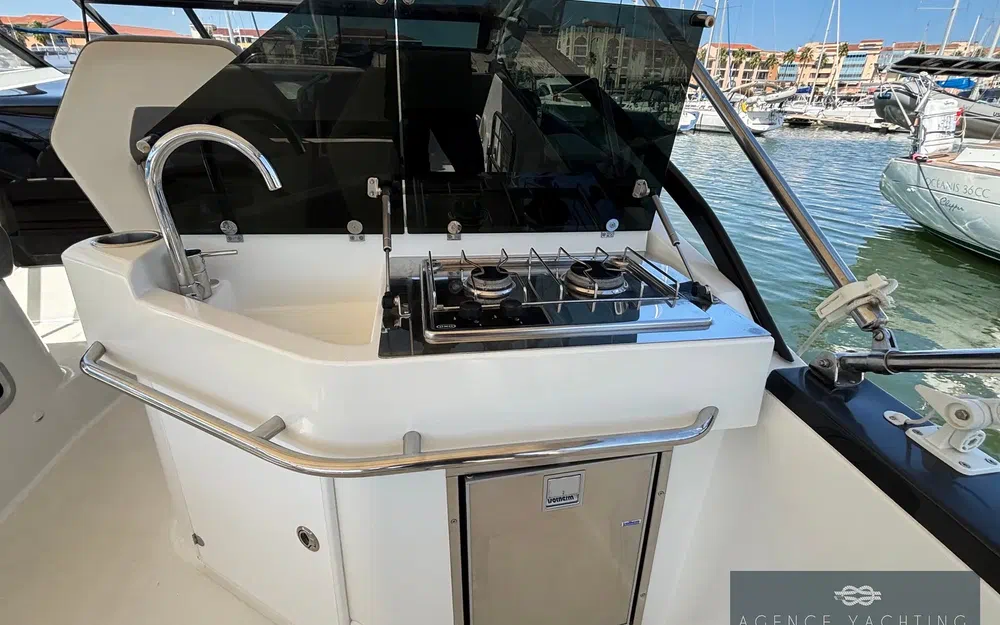 slider 30 Beneteau Flyer 10