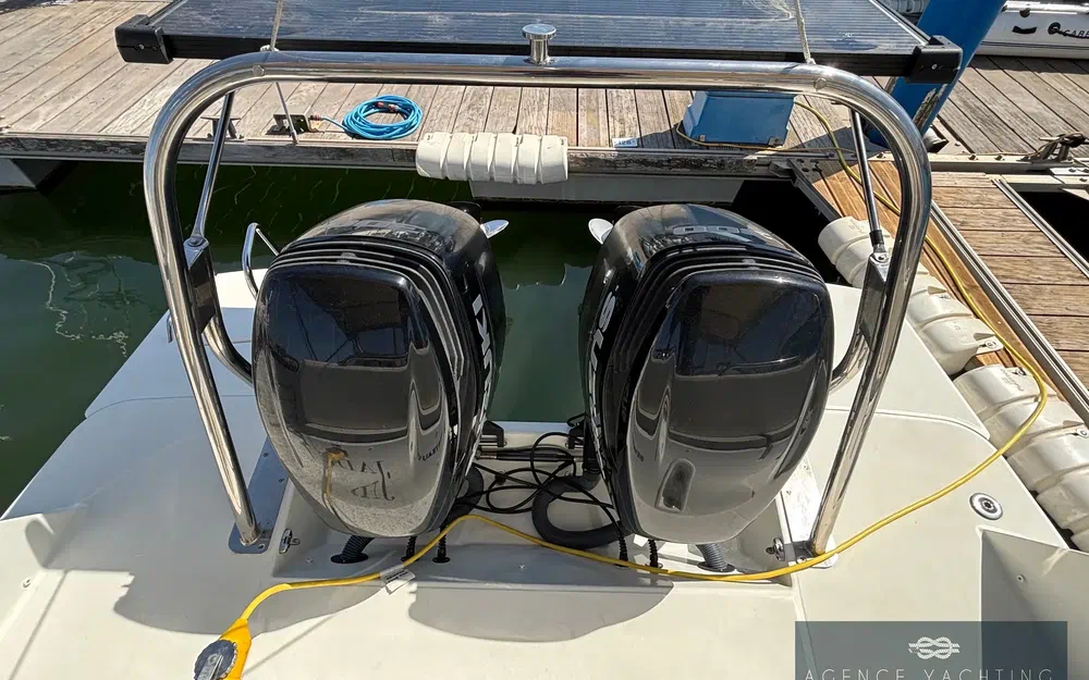 slider 32 Beneteau Flyer 10