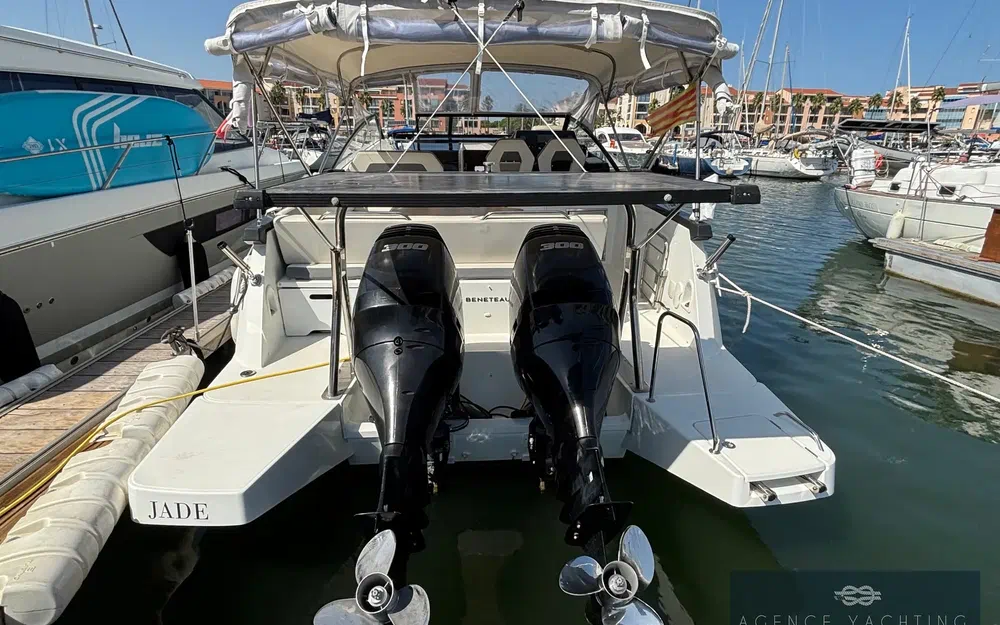 slider 34 Beneteau Flyer 10