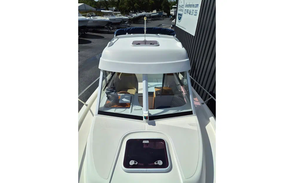 slider 16 Beneteau Antares 650 HB